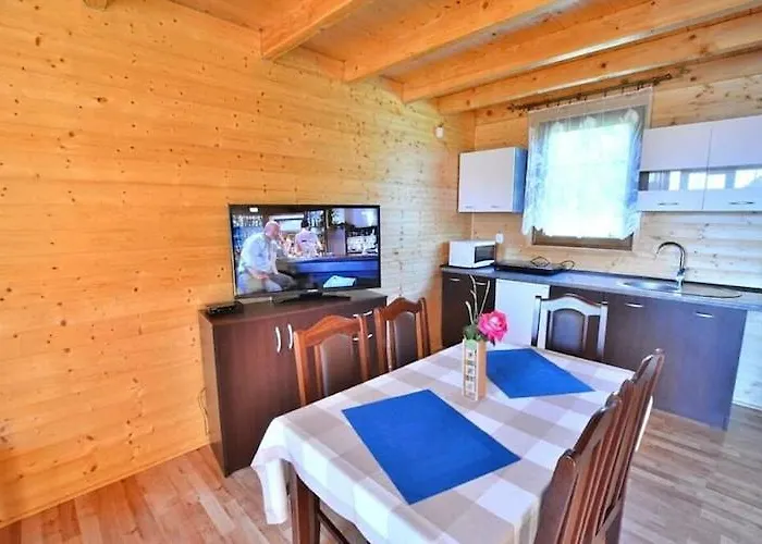 In Jaros Awiec Near Seaside Nyaraló *