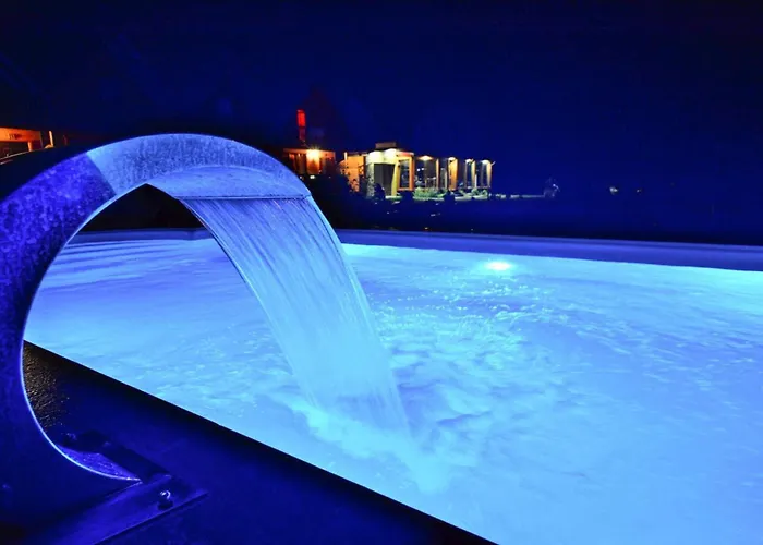 In Jaros Awiec Near Seaside Nyaraló